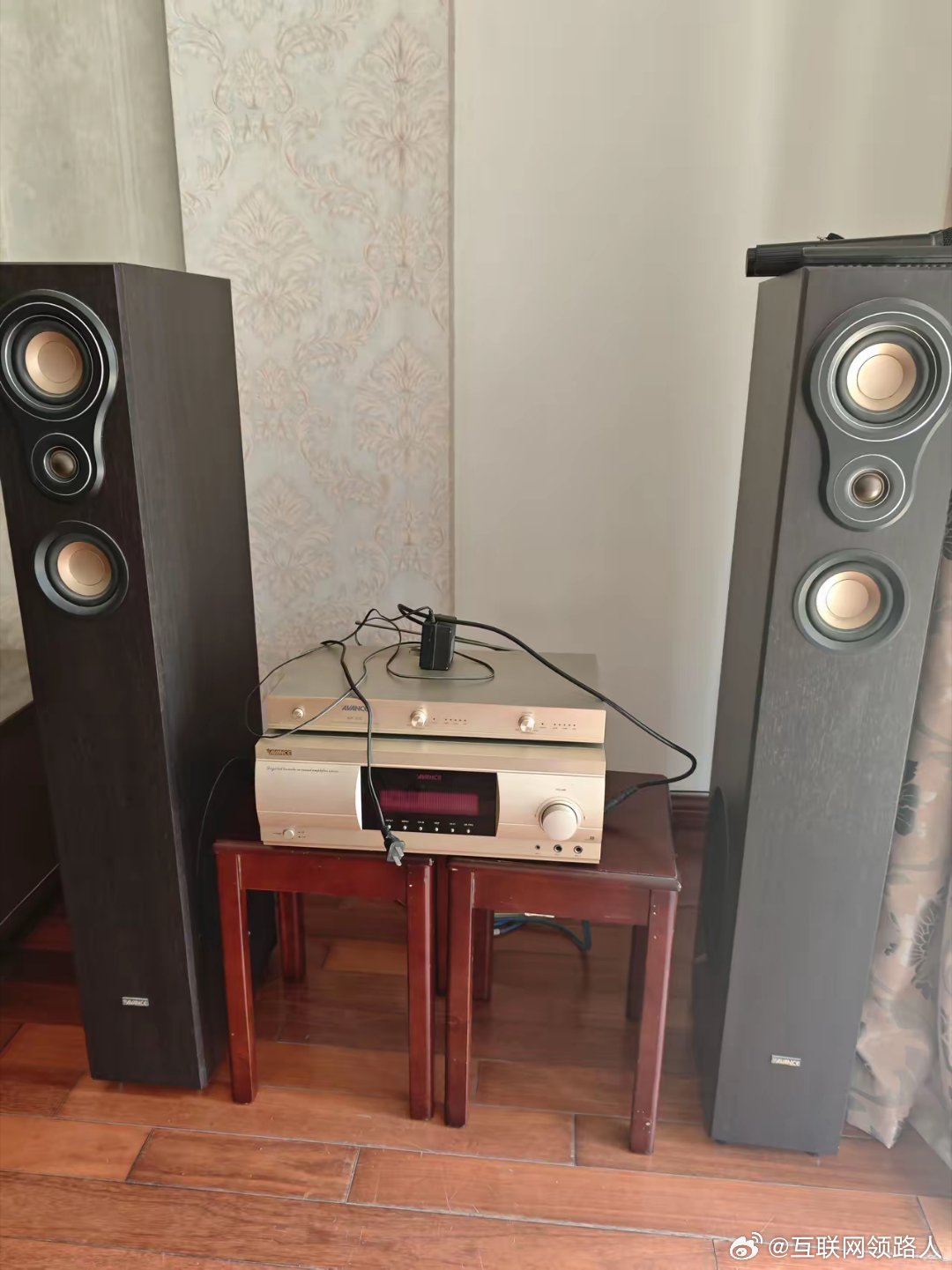 今天在闲鱼上把一套音响卖出去了。要搬家清理东西，这音响是2008年装修房子时花7