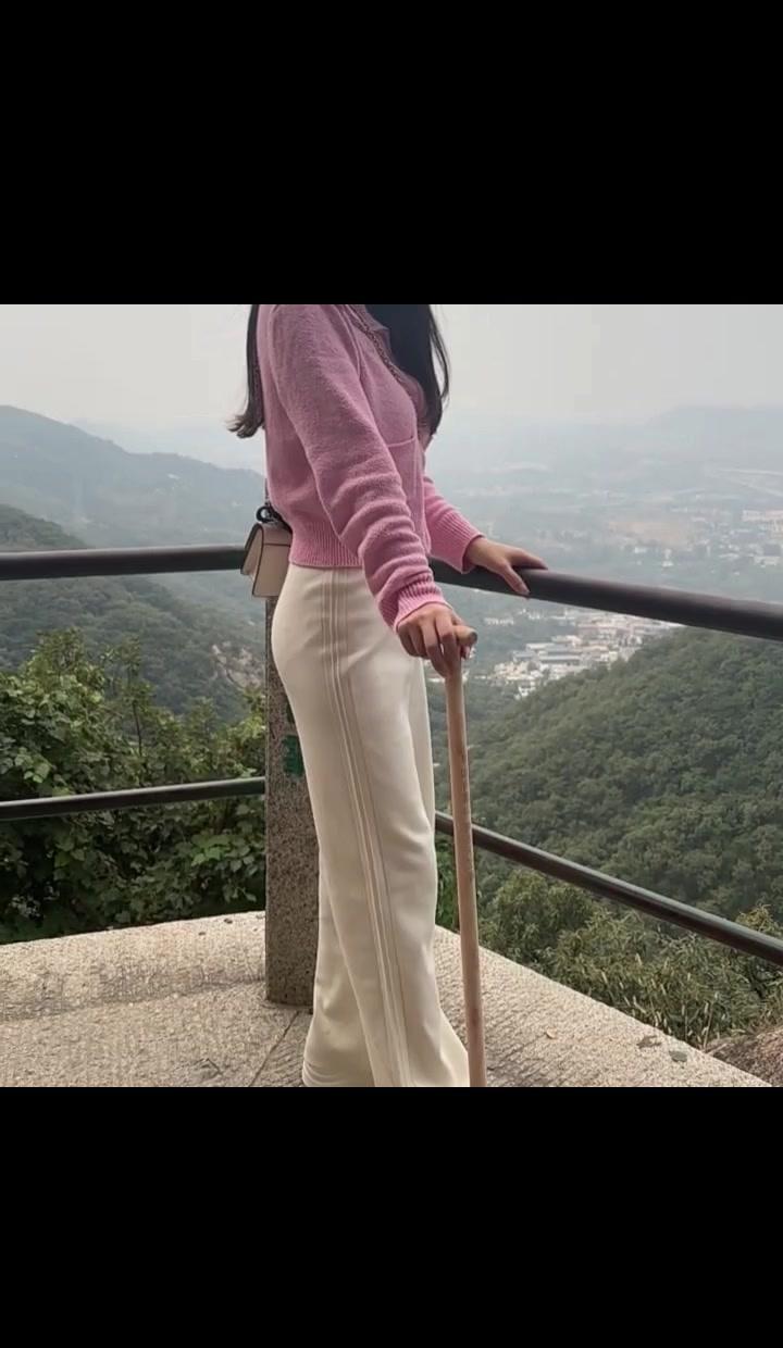 156穿出165，不是玄学，是算出来的。短上衣别贪短，腰上3到5厘米，刚好看腰