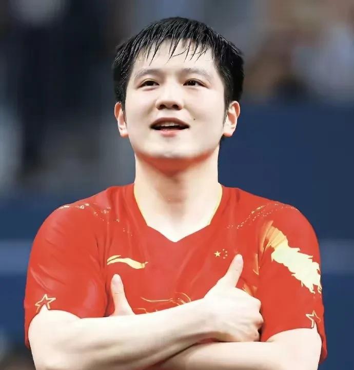 樊振东去年被逼退，wtt和ittf比赛都不会让他去的，顶级运动员总不能坐以待毙吧