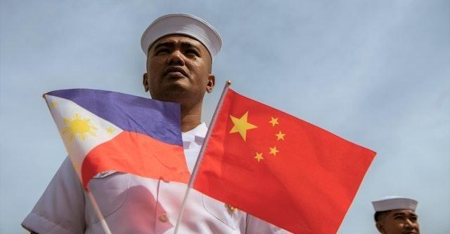 菲律宾这波操作完全越界、极其离谱！不再只是防中国军舰、海警、船艇。现在直接升级