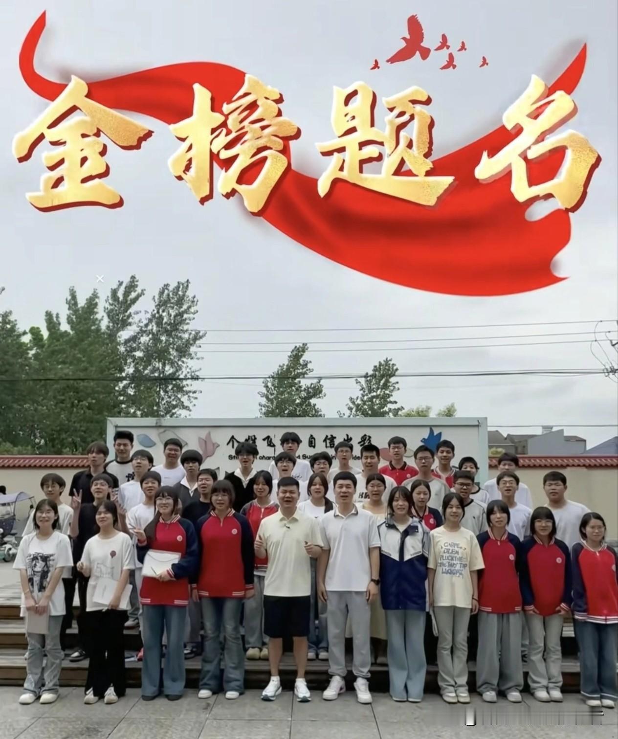 终于明白，为什么全网偏爱湖北三江锅！红而不飘，真的太难得。说实话，现在网红