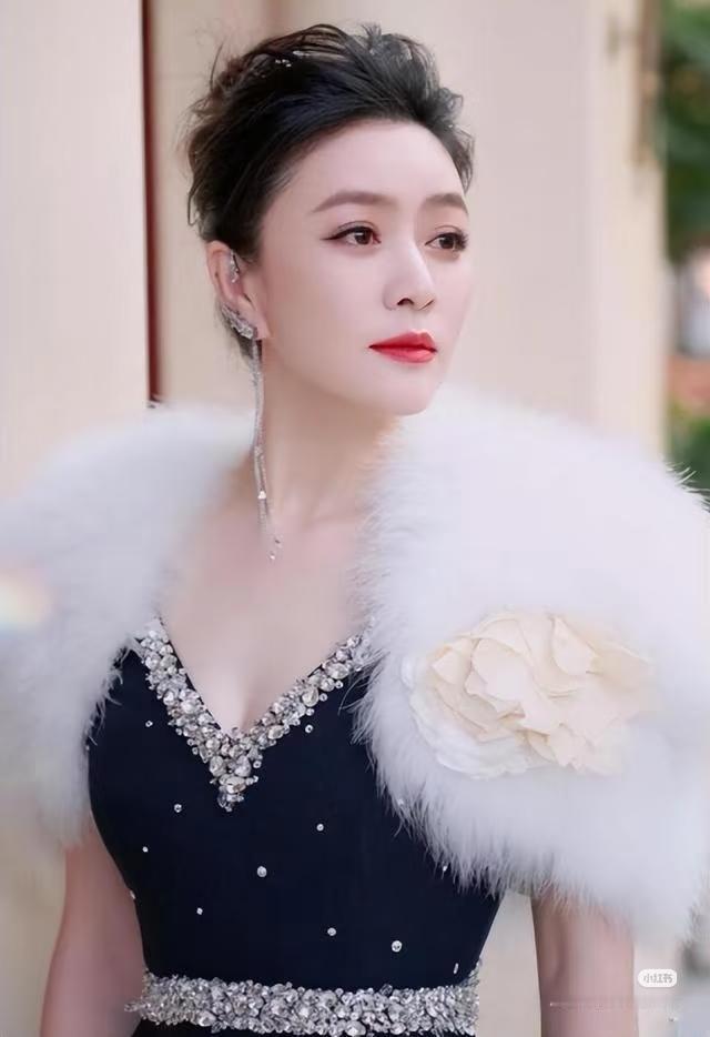 我朋友告诉我——他们俩竟然是多年“闺蜜”～田海蓉和程青松，两人相识相知已经