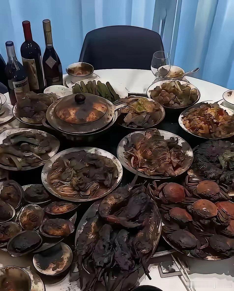 一句话来形容一下这桌菜？​​​