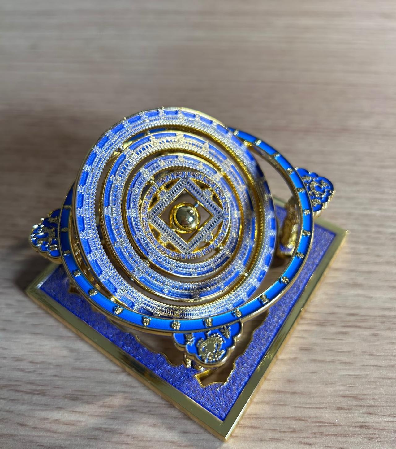 挖了个蛐蛐！原来冰箱贴还有这么好看的呢？本来以为冰箱贴都千篇一律，没有啥特