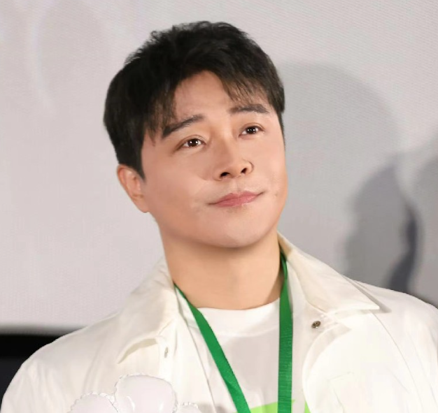 知名编剧汪海林突然发文公开批评陈思诚新片，言辞十分犀利。他直指《10间敢死队