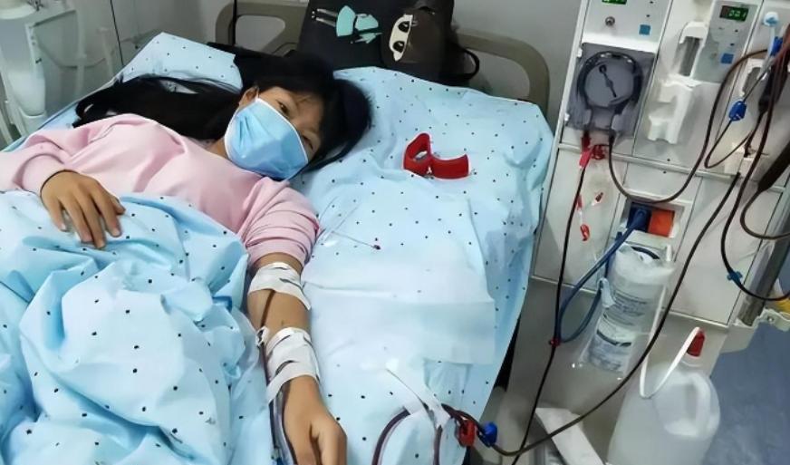 “你捐出肾，我嫁给你。”2013年，西安尿毒症女子为了活下去，和患骨髓瘤男子签下