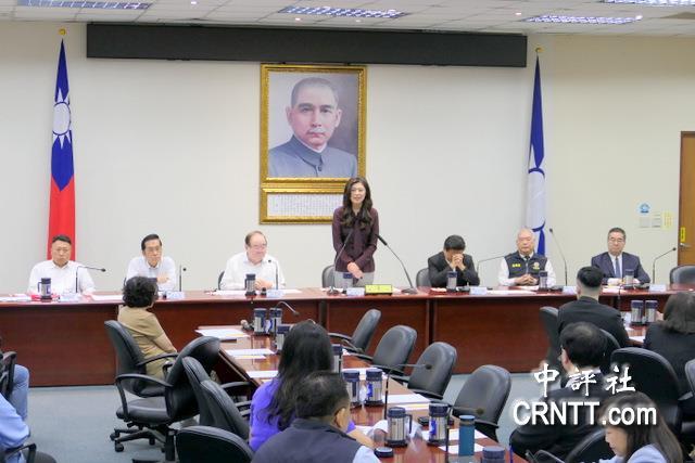 赵少康称，国民党中常会上发言支持8000亿军购的19人，支持3800亿+N的有6