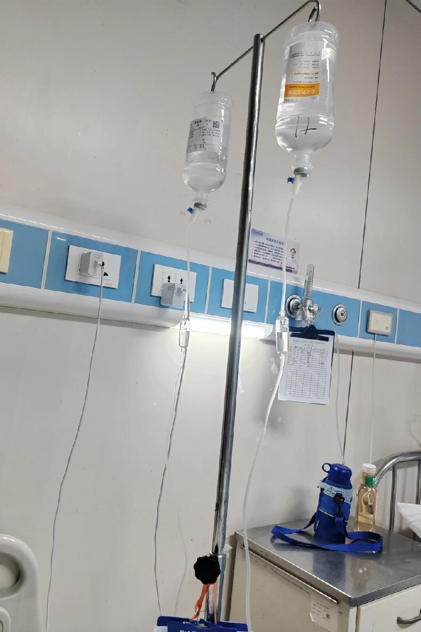 我老家邻居家孩子，才10岁就得了糖尿病血糖高，上个月还得了酮症酸中毒，在医院抢救