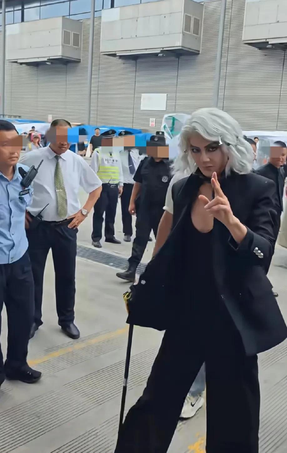 汪东城，你难道是打算帅到退休吗？都40多岁了，根本就看不出来啊！聪明的人会专注于