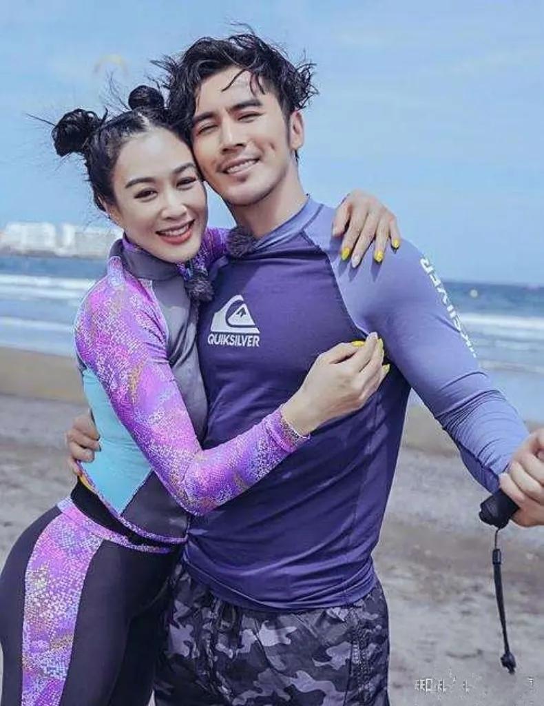 张伦硕钟丽缇婚姻内幕曝光！签协议防财产，离婚竟要赔光身家？震惊！张伦硕钟丽缇