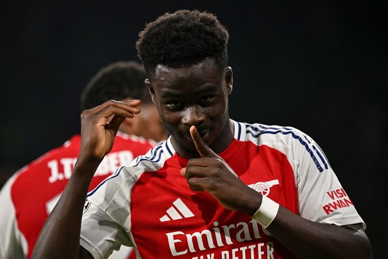 阿森纳球星萨卡已经13轮不进球，球员刚到一线队的时候都是玩命踢，刚开始都觉得惊艳