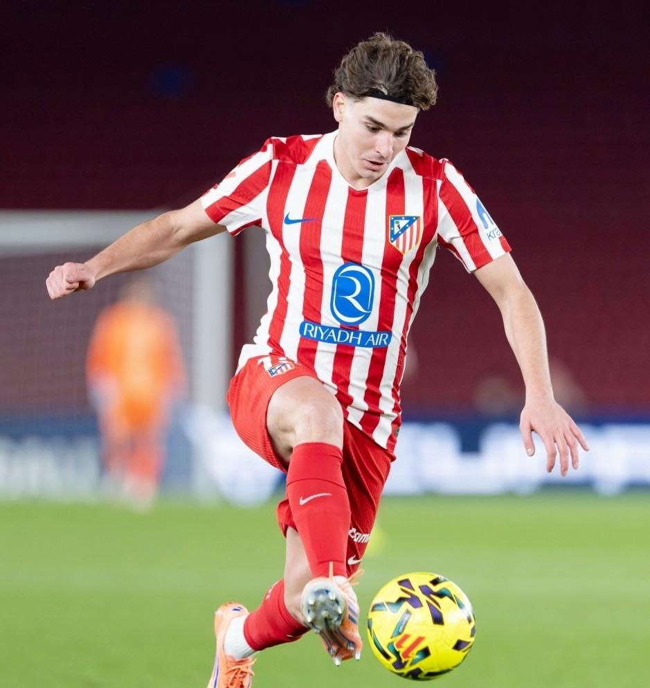 欧洲转会新闻！★冠军的梦想！马竞计划留住阿尔瓦雷斯，但球员方面并未关闭转会的