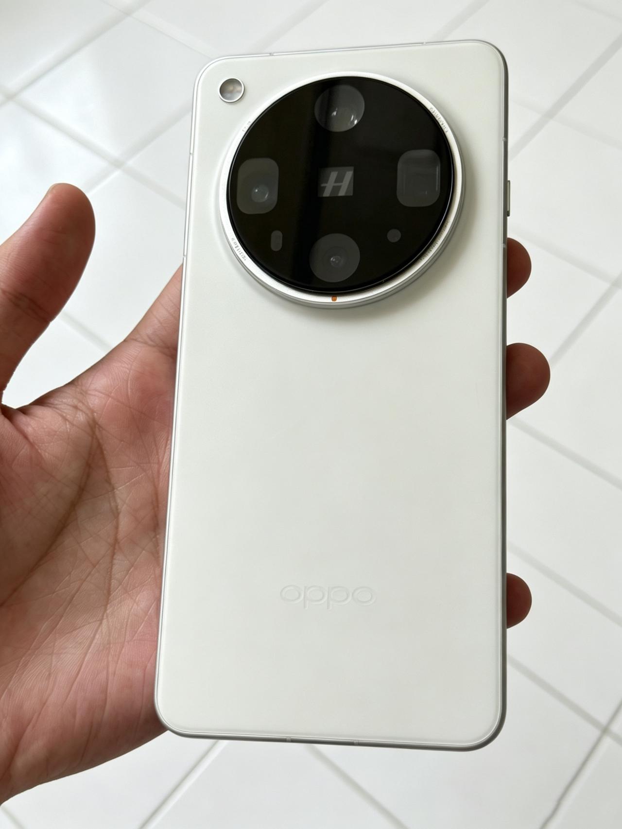 降价1200的iPhone17香麻了但16+512GB才4400的OPPOF