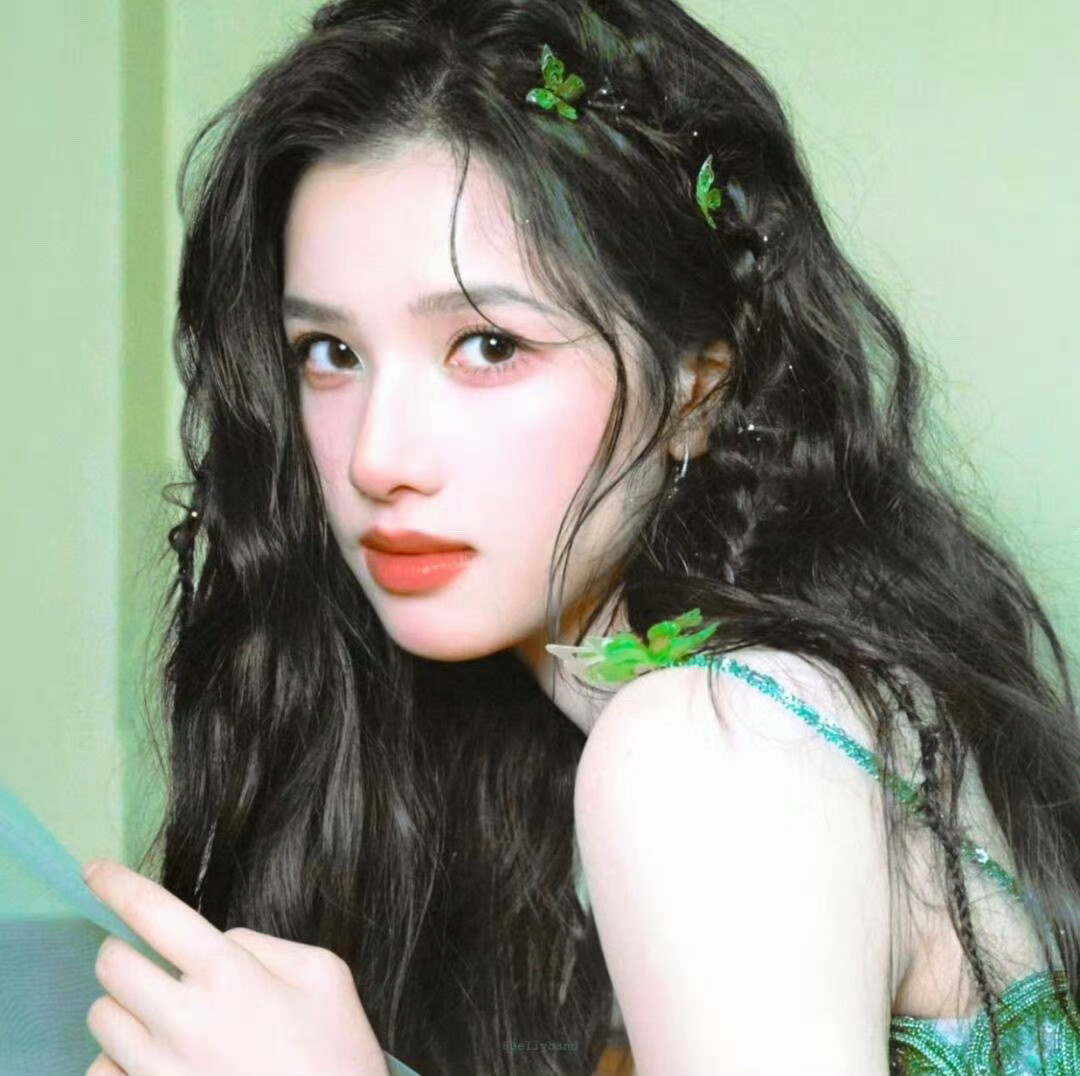 张婧仪张婧仪｜仪些头像张婧仪野狗骨头