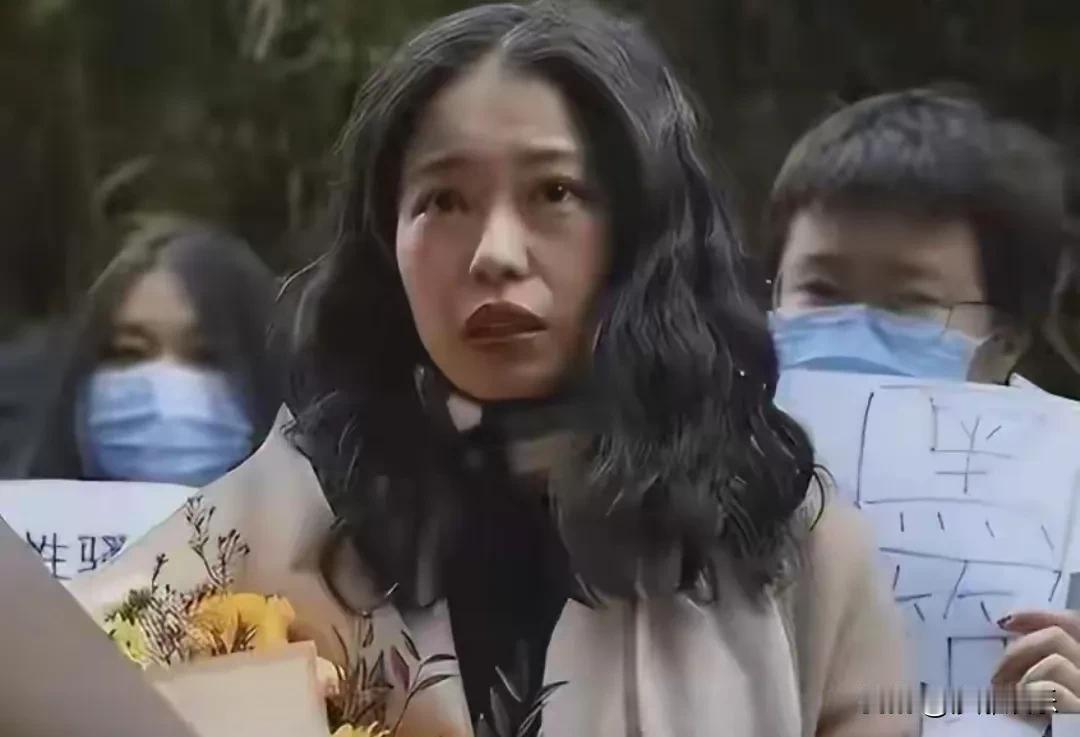 “朱军性骚扰”当事人弦子，账号被封了！5月26日晚，网友发现当年轰动全网的“
