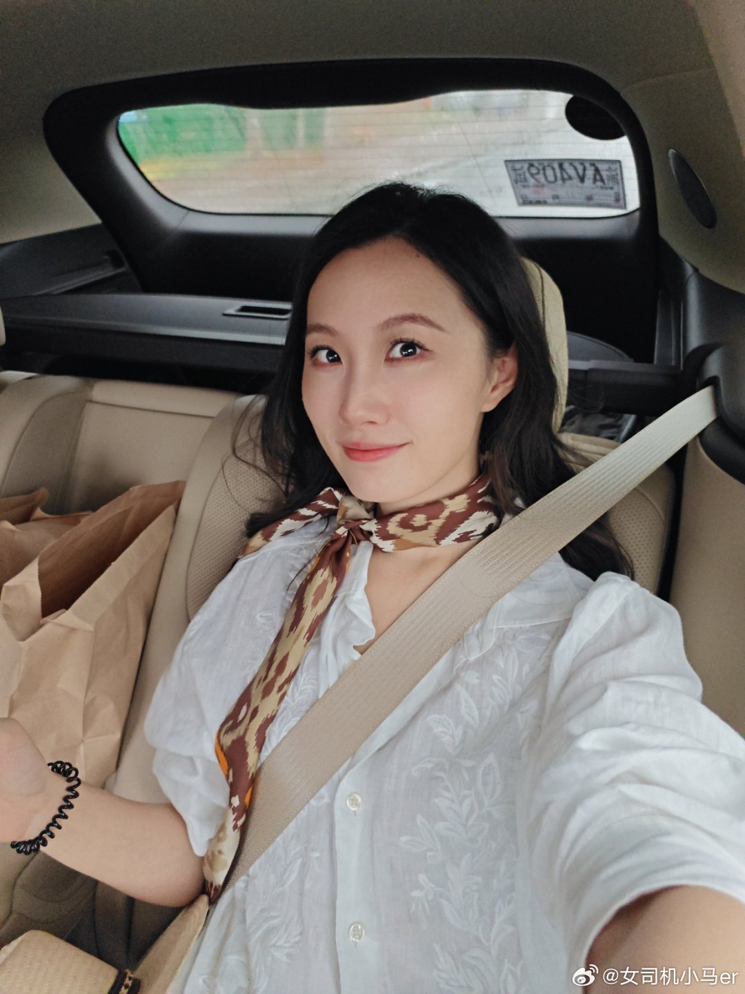 今天开问界M7去赛里木湖一会儿和大家一起看咱们都不白活～PS：这会儿先试乘，中
