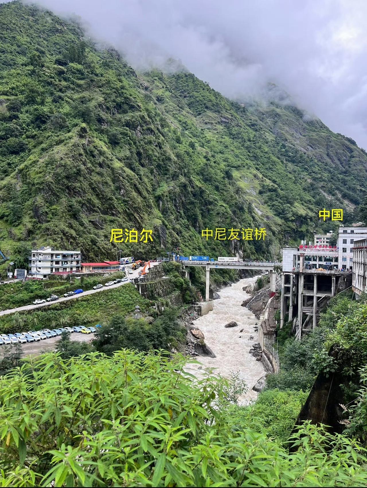 西藏樟木口岸调整通关查验场地！国门友谊桥通往新查验场地的道路划定为口岸限定管