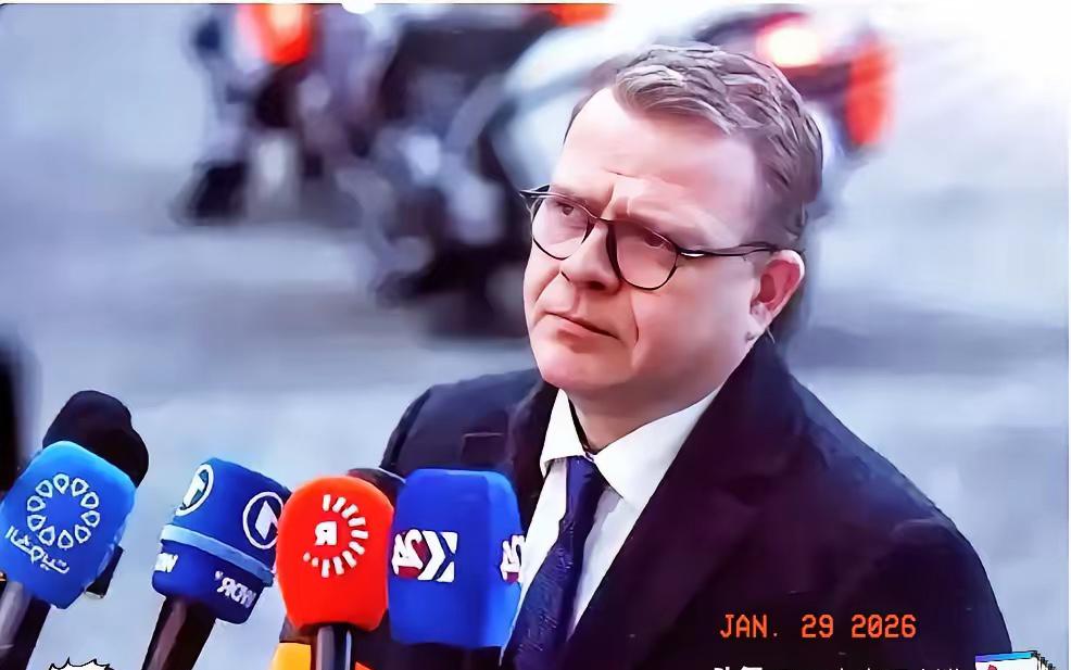 芬兰总理访华火了！芬兰总理访华彻底火了，火的不是签了多少合作大单，是中方两句