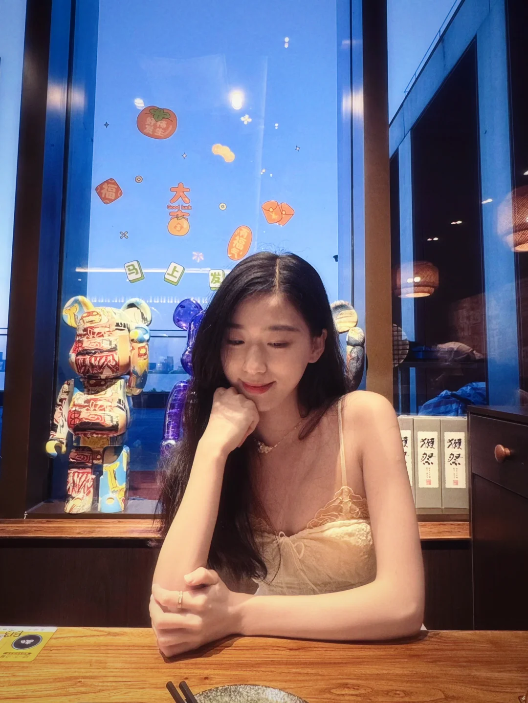 经常请吃饭的漂亮姐姐