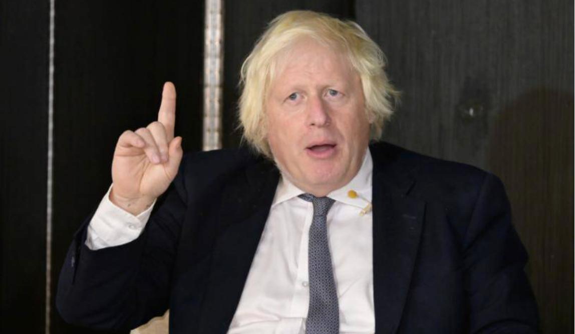 【英国前首相约翰给台湾出了一个骚主意：讨好特朗普，让他赢一次】8月5日傍晚，窜