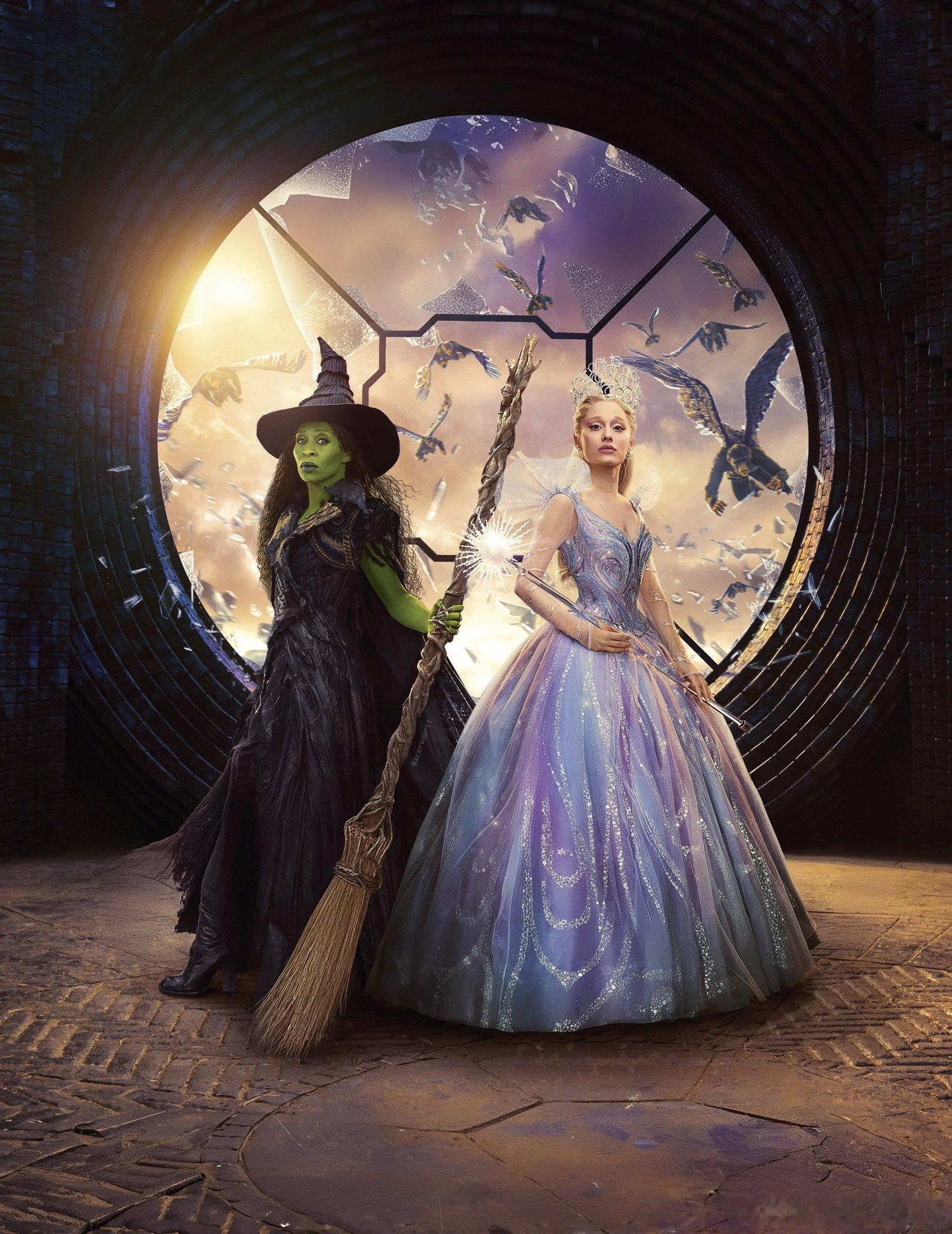 《魔法坏女巫2》北美提前场票房3080万美元，为今年最高，影史第十。北美首周末票