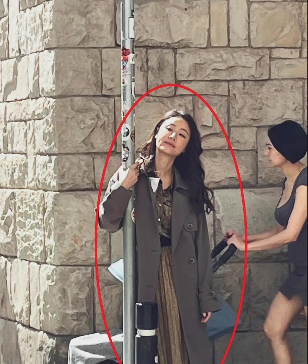 林心如生图状态皮肤黝黑松垮，略显沧桑，不经意间就老了！#林心如#
