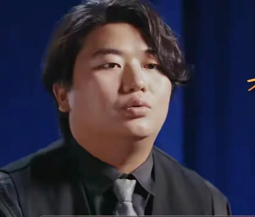 个人觉得全红婵哥哥全进华被淘汰很正常，质疑评委的人并没有道理，原因有3：第一，