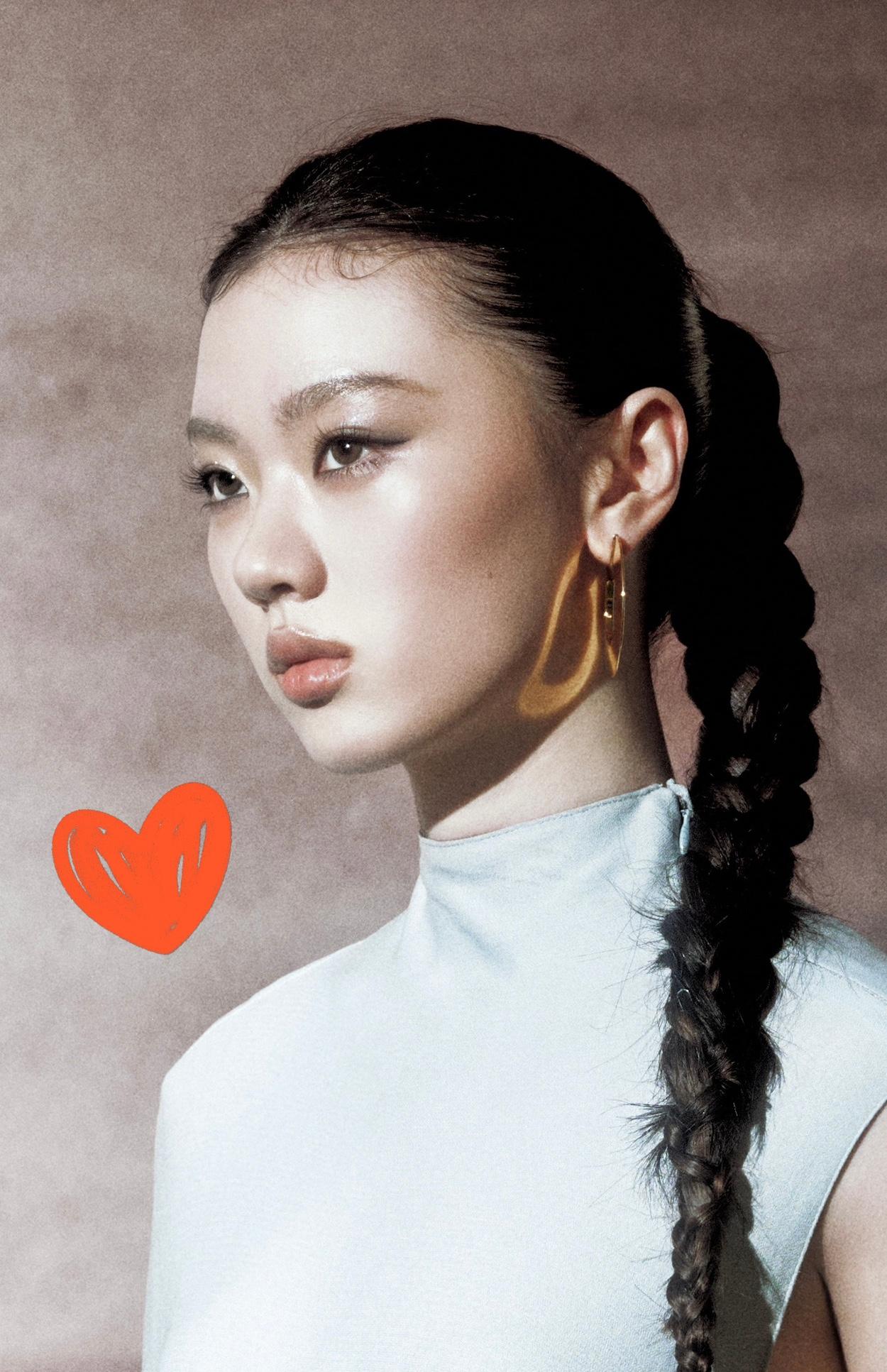 朋友看完单依纯演唱会回来，整个人都恍惚了，跟我说了句话，我现在都没缓过神来