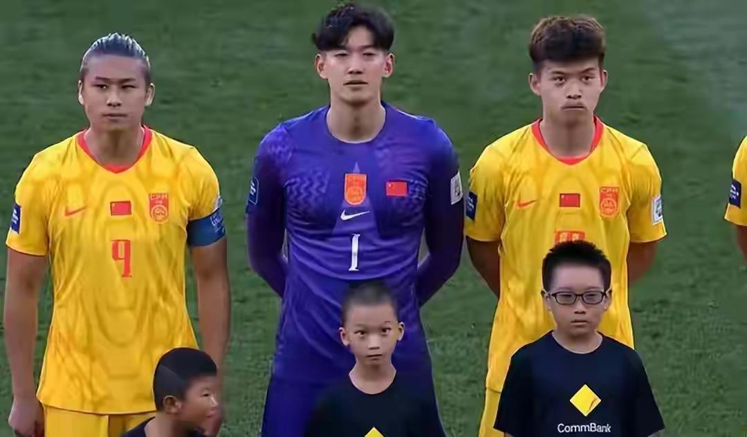 中国男足不敌喀麦隆，虽然比赛输了，但是锻炼价值真的非常大，喀麦隆作为世界二流球队