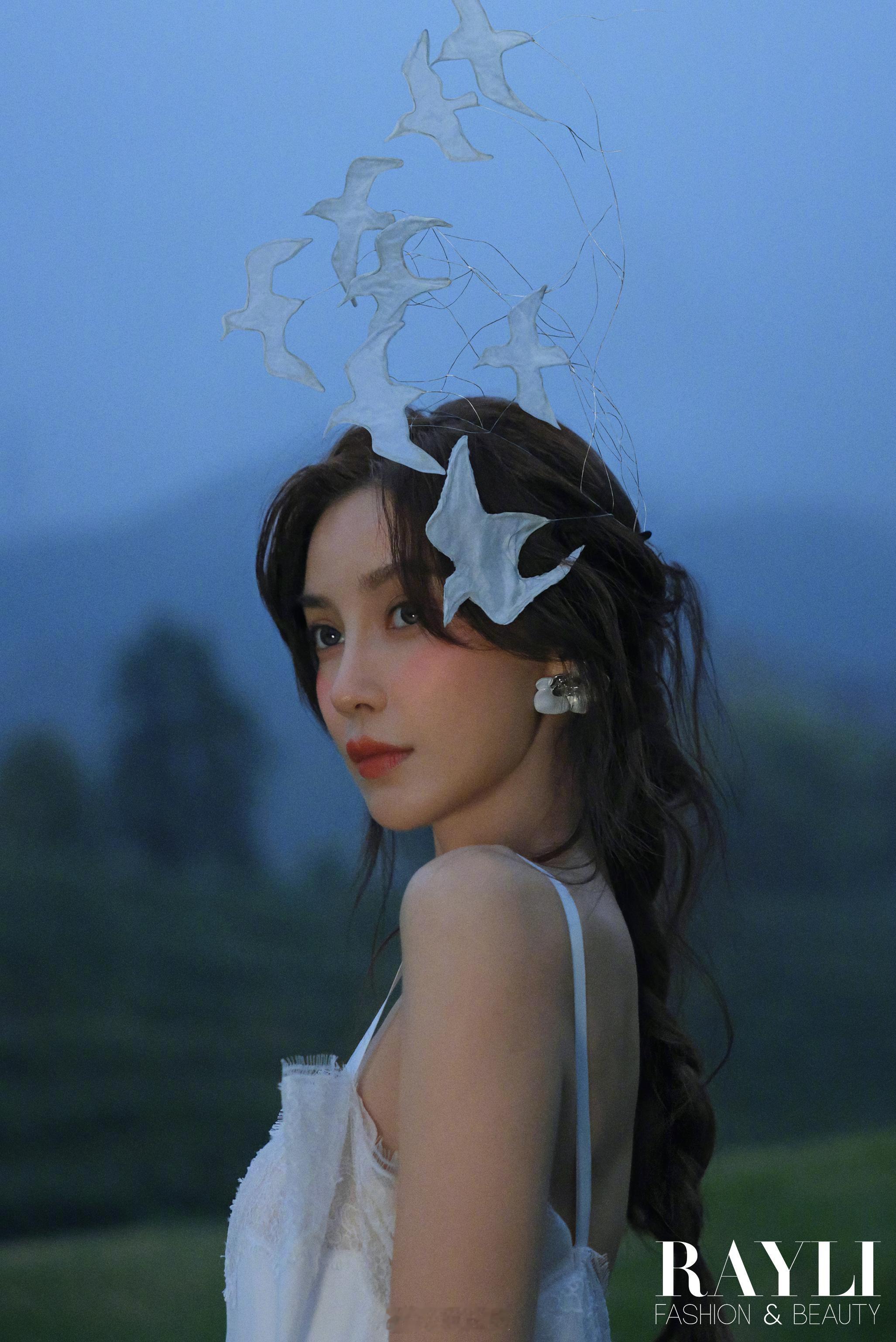 陈漫拍的angelababy封面angelababy封面摄影陈漫老朋友新合作！