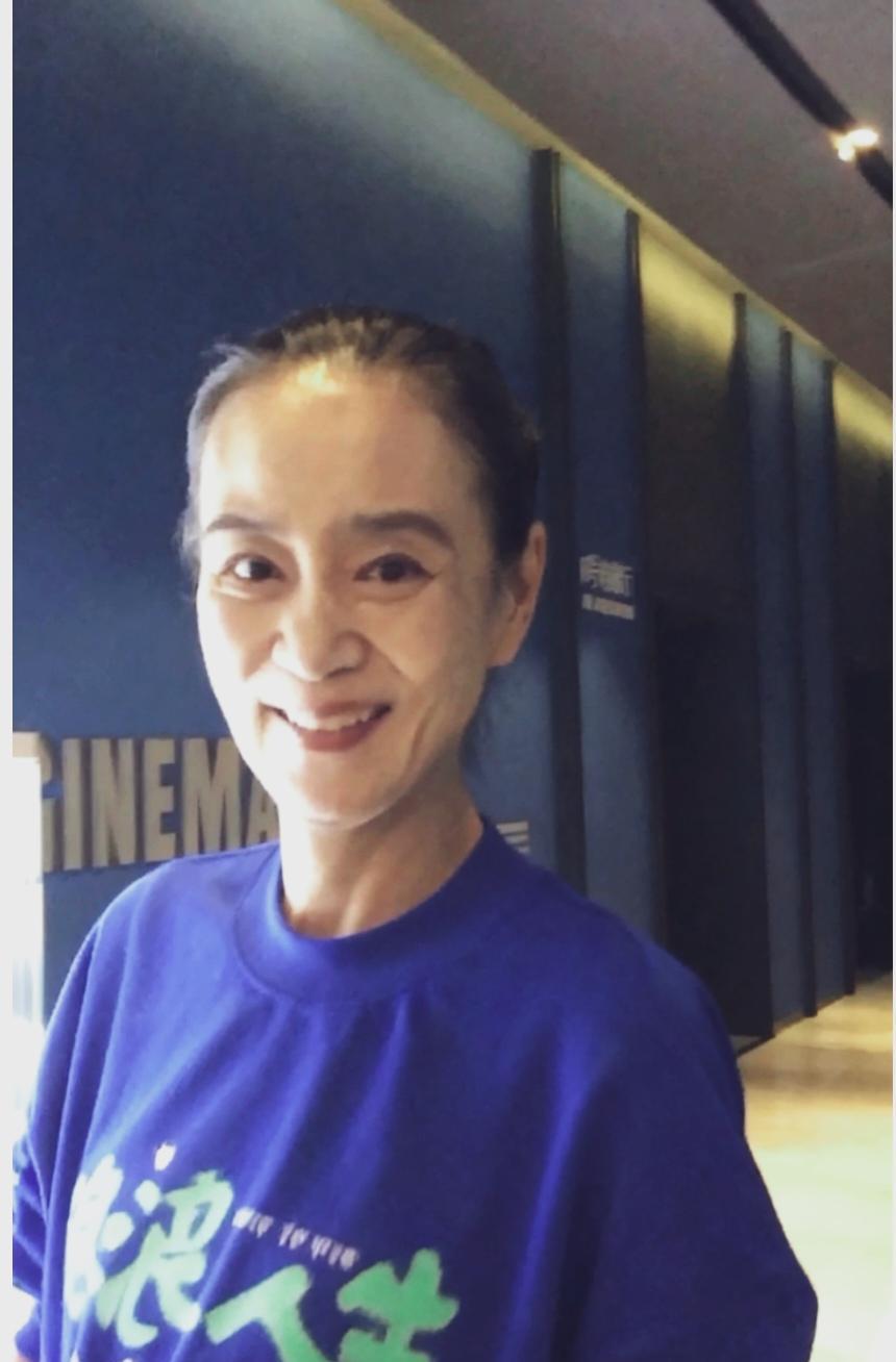 眼睛还是亮晶晶。顶级美人的自然老去！老了还是很美！#刘雪华#