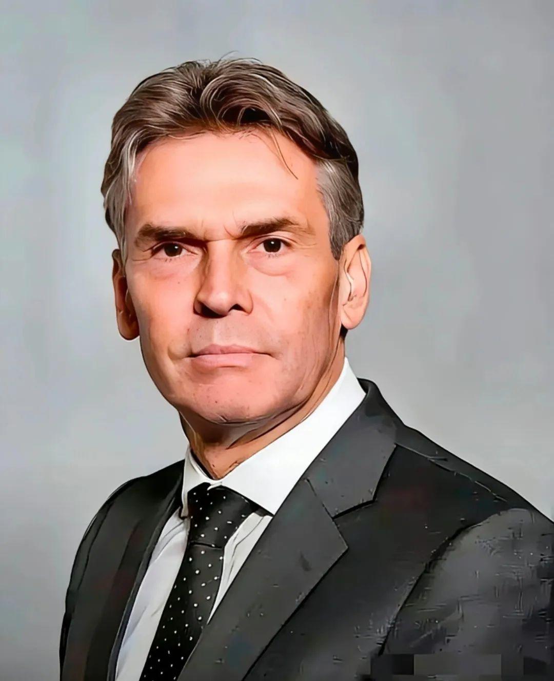 这大过年的，荷兰这是要把路走绝啊！12月31日突然强硬表态，非要坚持制裁咱们