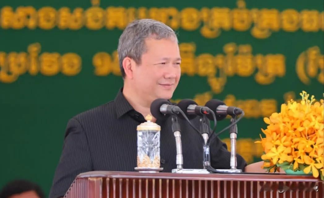 洪玛奈的白发与家族的新生力量！近日，洪玛奈幽默的谈到自己日益增多的白发，说这