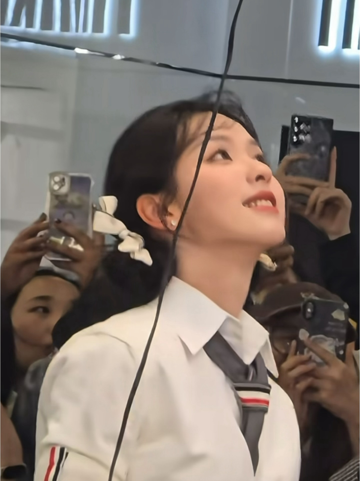 陈都灵真是漫画脸，360度无死角…这种死亡角度都这么美…​​​