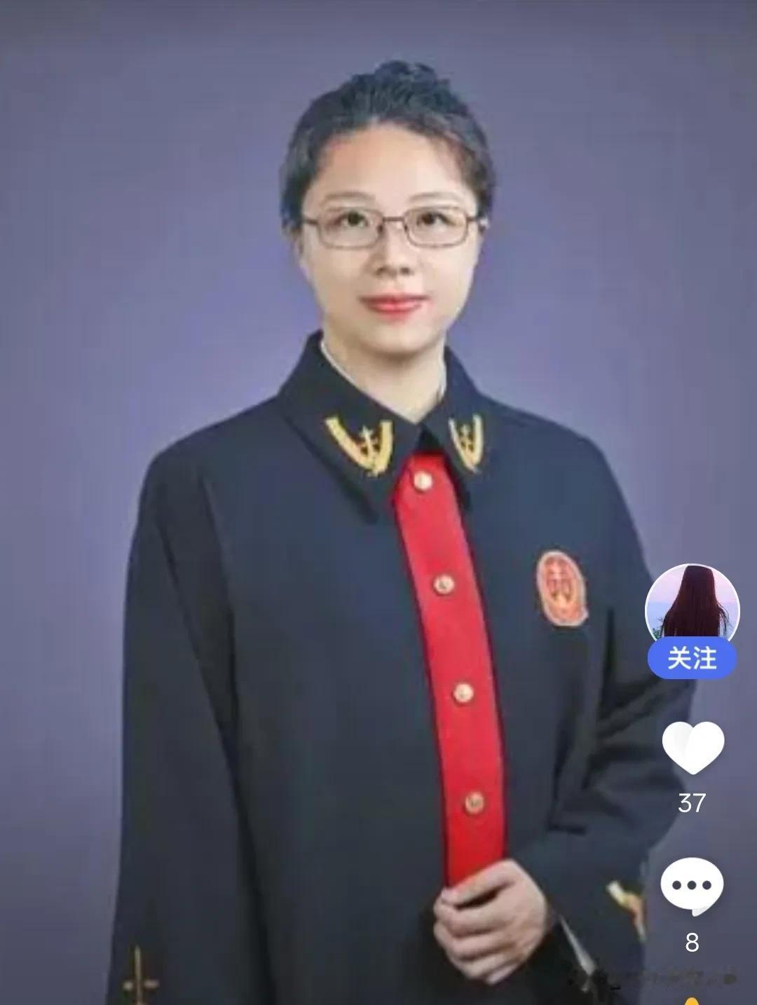 呼吁祖国彻查苏州中院！彻查这位伟大的女法官！请记住苏州中院这位伟大的徐大法官这副