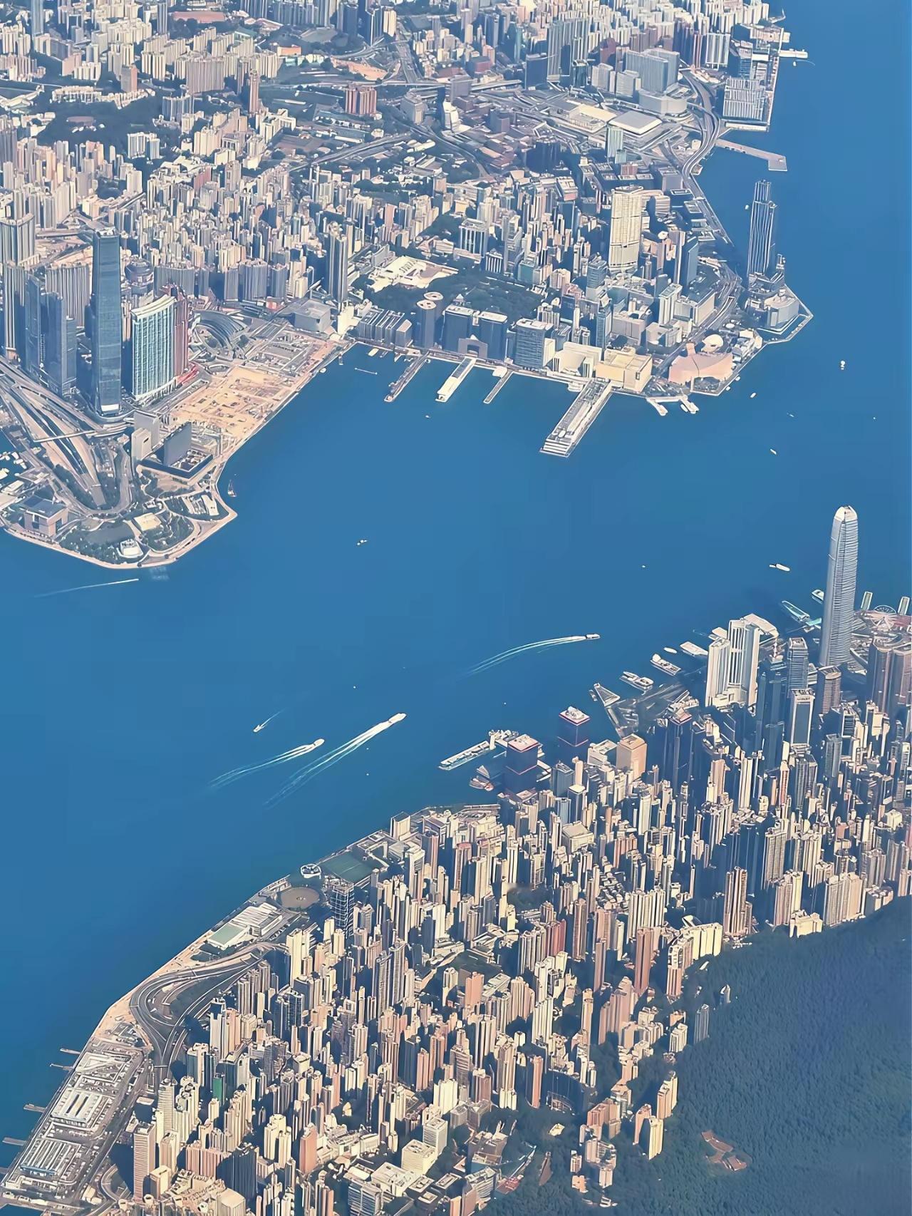 从这个视角能看出这是哪个城市的人，绝对是个经常旅游的大神。