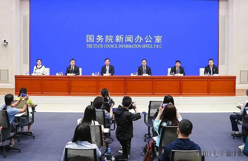 国家重磅出手！育儿补贴全国落地，三孩家庭迎重大利好7月28日，中办国办联合印