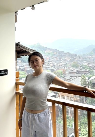 和闺蜜来西江千户苗寨玩玩