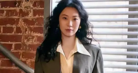 只要王佳佳不塌房, 拍不拍戏其实都不重要。她最大优势并非财富与出众容貌...