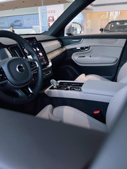 沃尔沃全新XC90，豪华体验一步到位