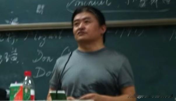 如何看刘欢不开演唱会近日，关于已故著名音乐人刘欢，生前不开演唱会的话题在网上
