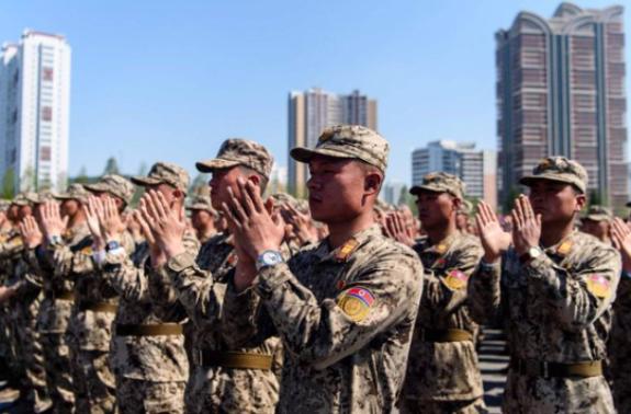 这下朝鲜是真有点下不来台了！两名在乌克兰被俘的朝鲜士兵已表达归顺韩国意愿，韩乌双