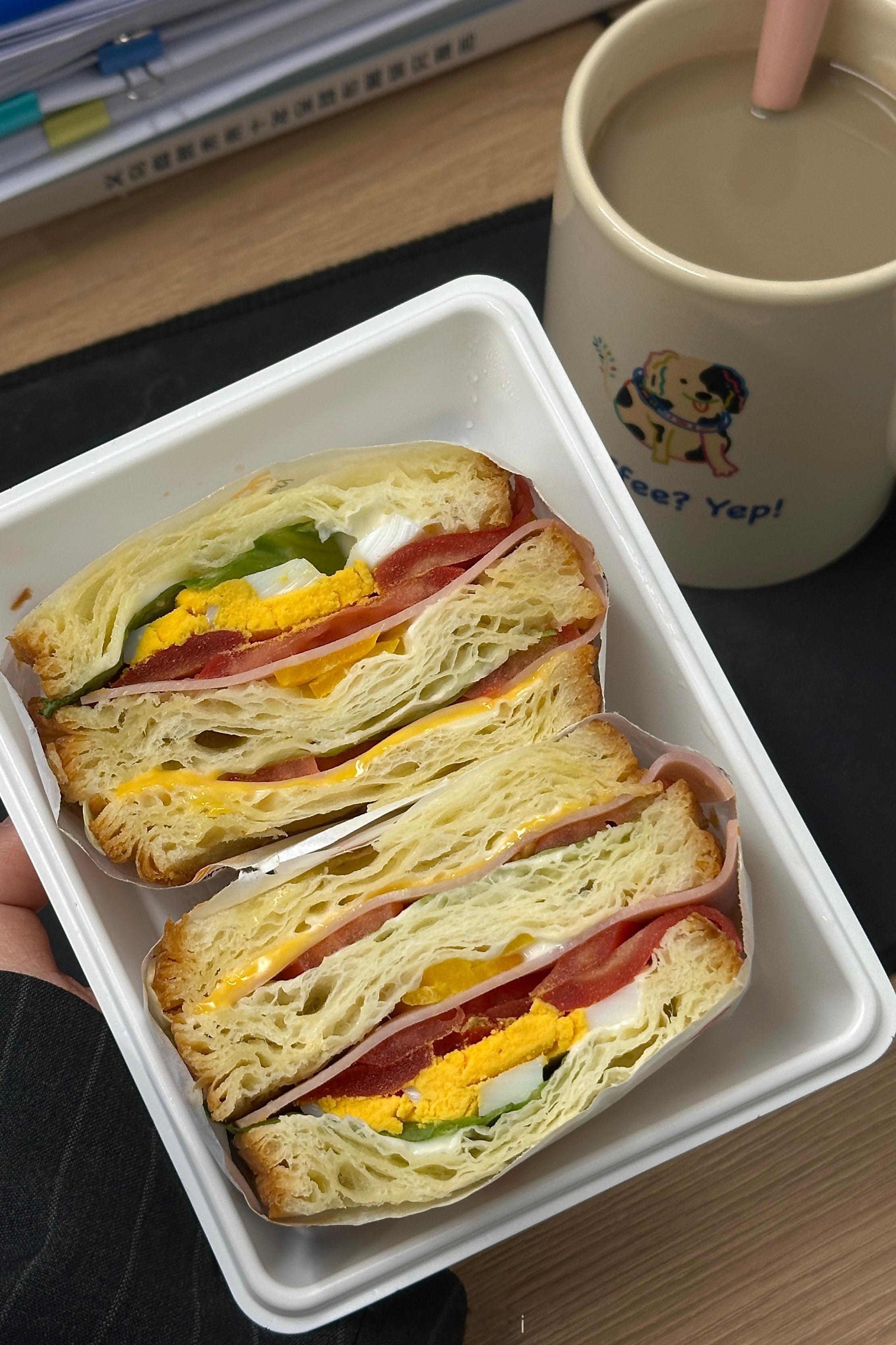 爱吃早餐的小女孩能坏到哪去​​​