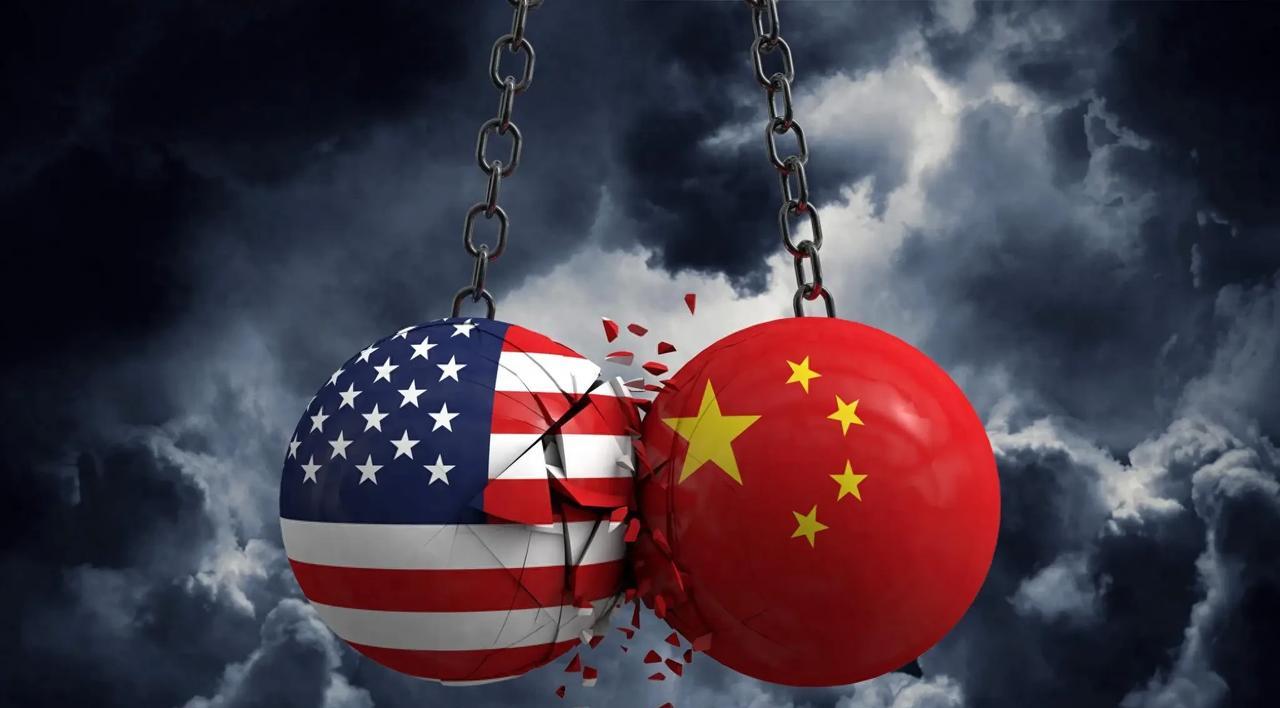 中美之间，已经没有回头路了。美国手里的绳子，已经勒住中国经济的咽喉；而中国手里