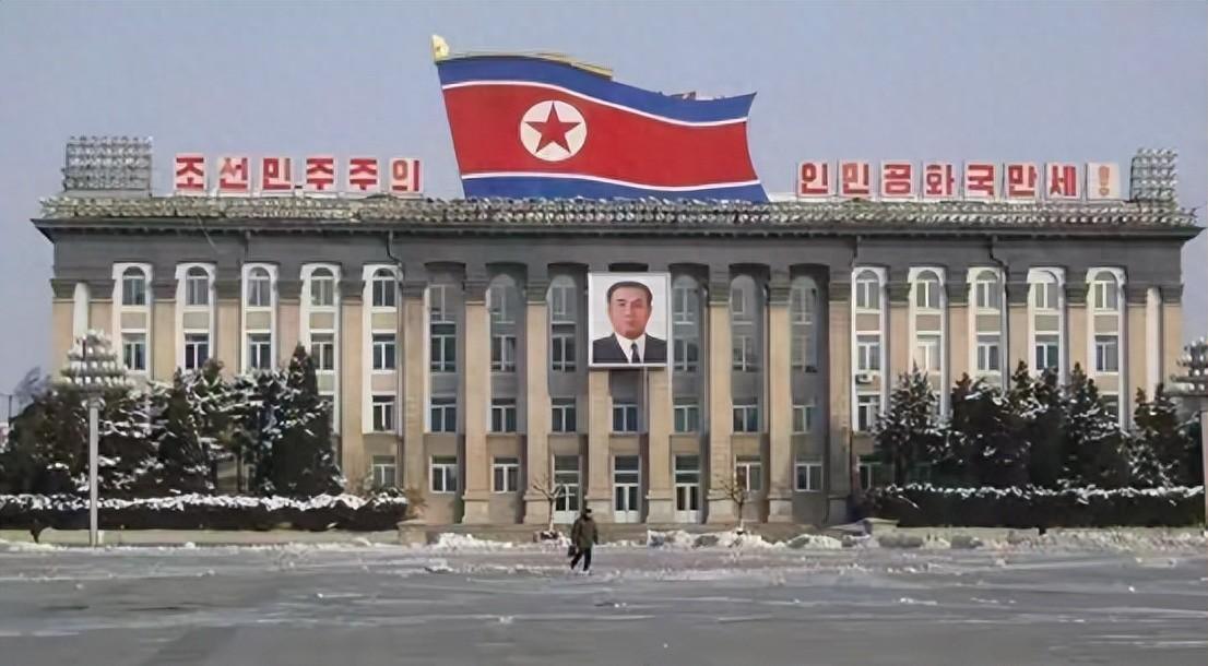 真是让人惊掉下巴，一个GDP只有150亿美元、人均收入还不到600美元的国家，竟