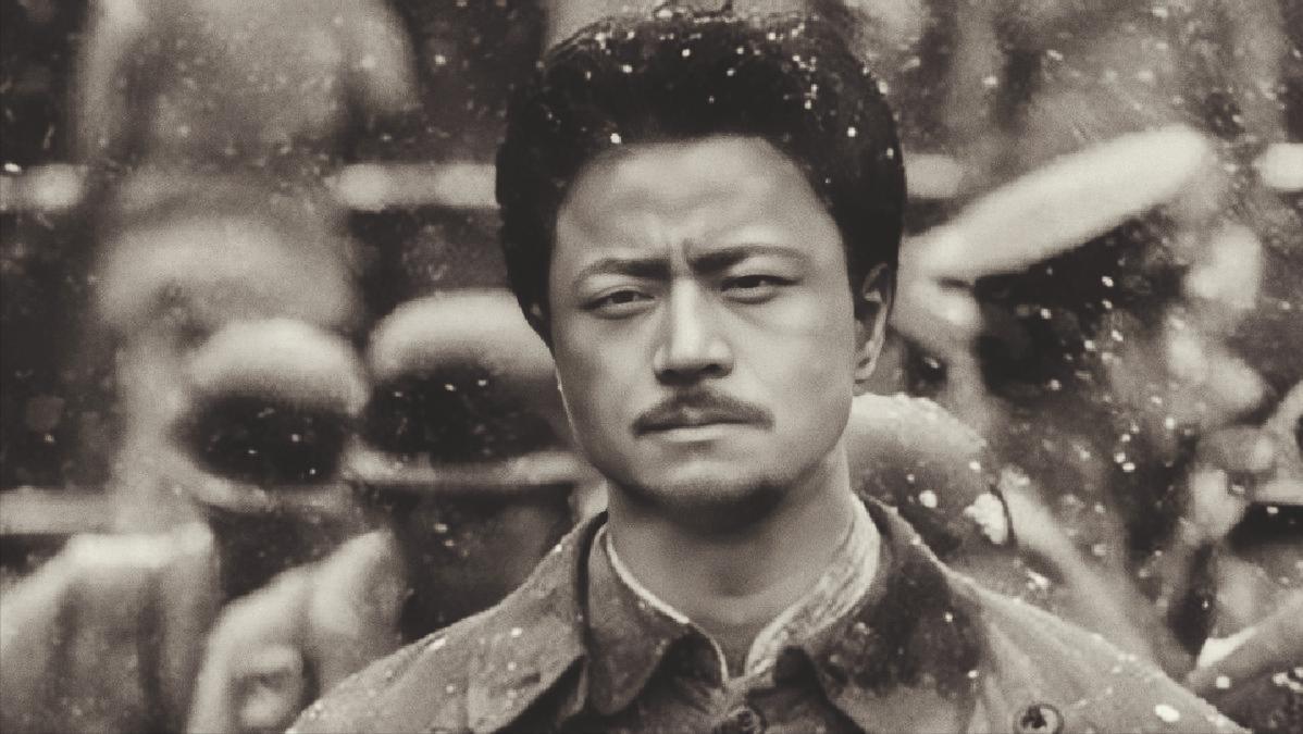 1935年怀玉山，方志敏被最信任的警卫员出卖，用领导的命换了100块大洋和一个女