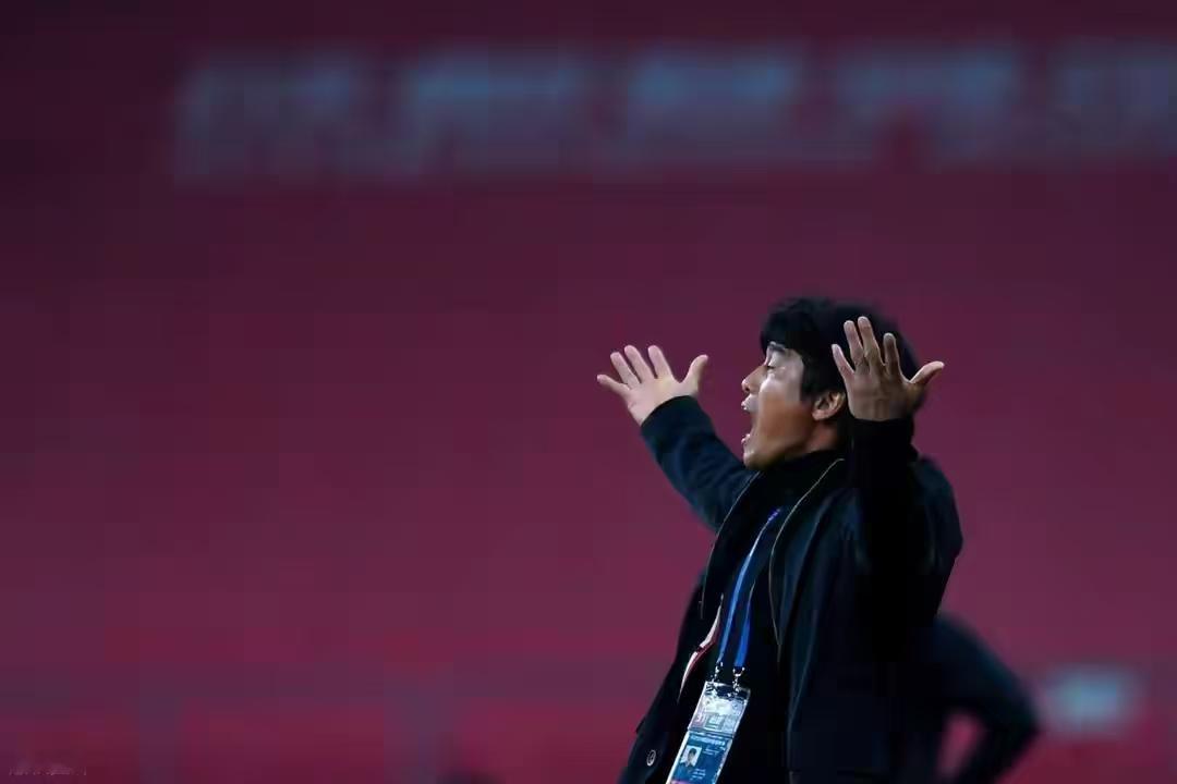 扶不起的阿斗。或许，主帅徐正源不知道阿斗是谁，更不了解这个中国成语的内涵，但是