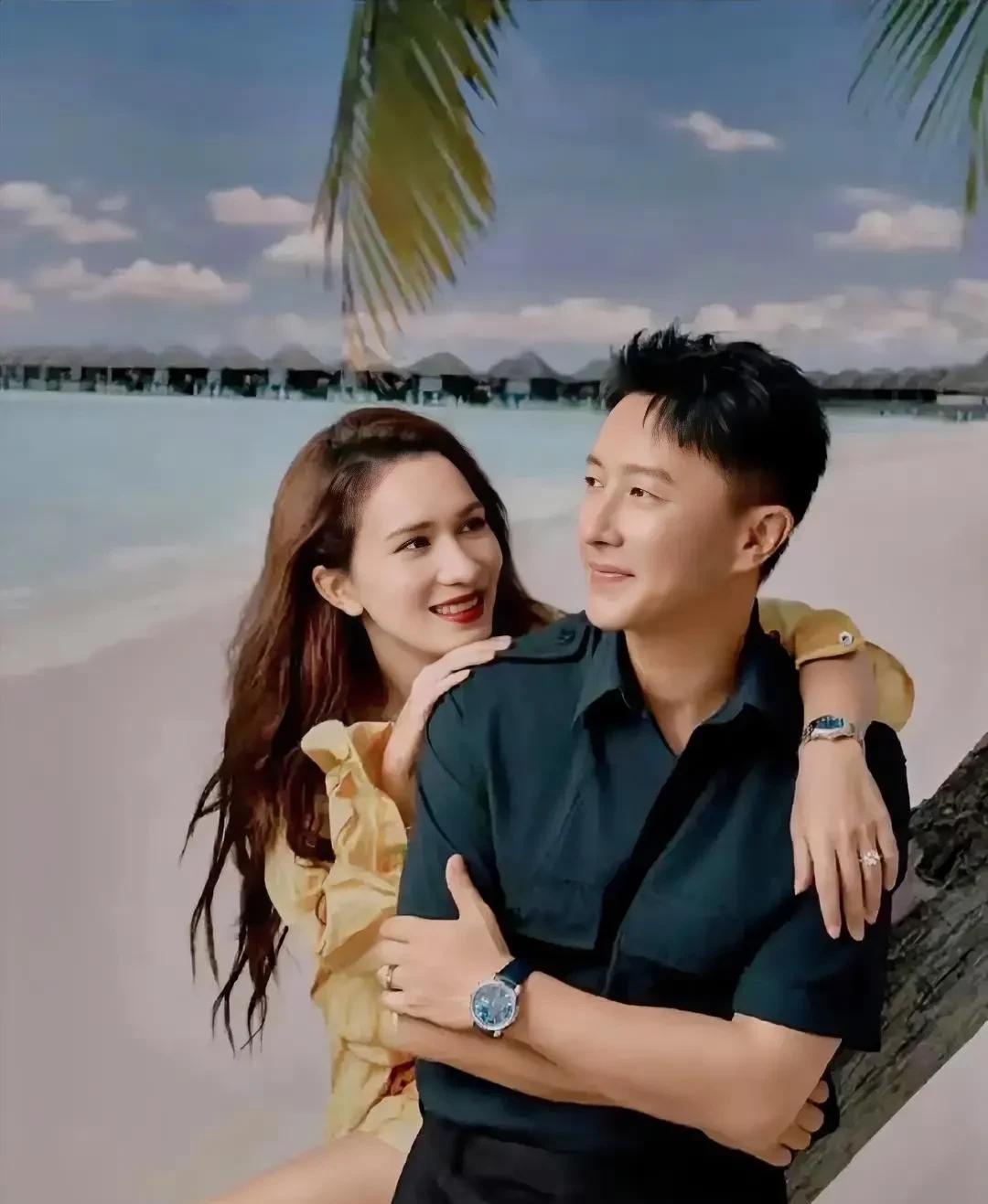 卢靖姗说，这胎比怀女儿时辛苦多了。直播时我讲现在天天头晕吐得厉害，在高原录节目那