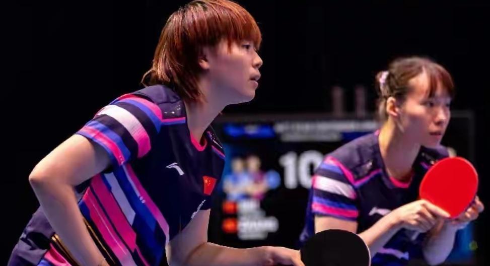 刚刚结束了一场WTT常规挑战赛太原站女双半决赛，国乒组合石洵瑶/韩菲儿，配合默契