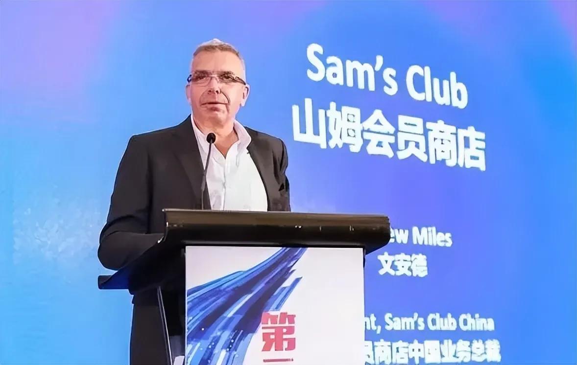 山姆CEO换人以后，店里的货架，肉眼可见不一样了。 以前逛山姆，还能淘到不少